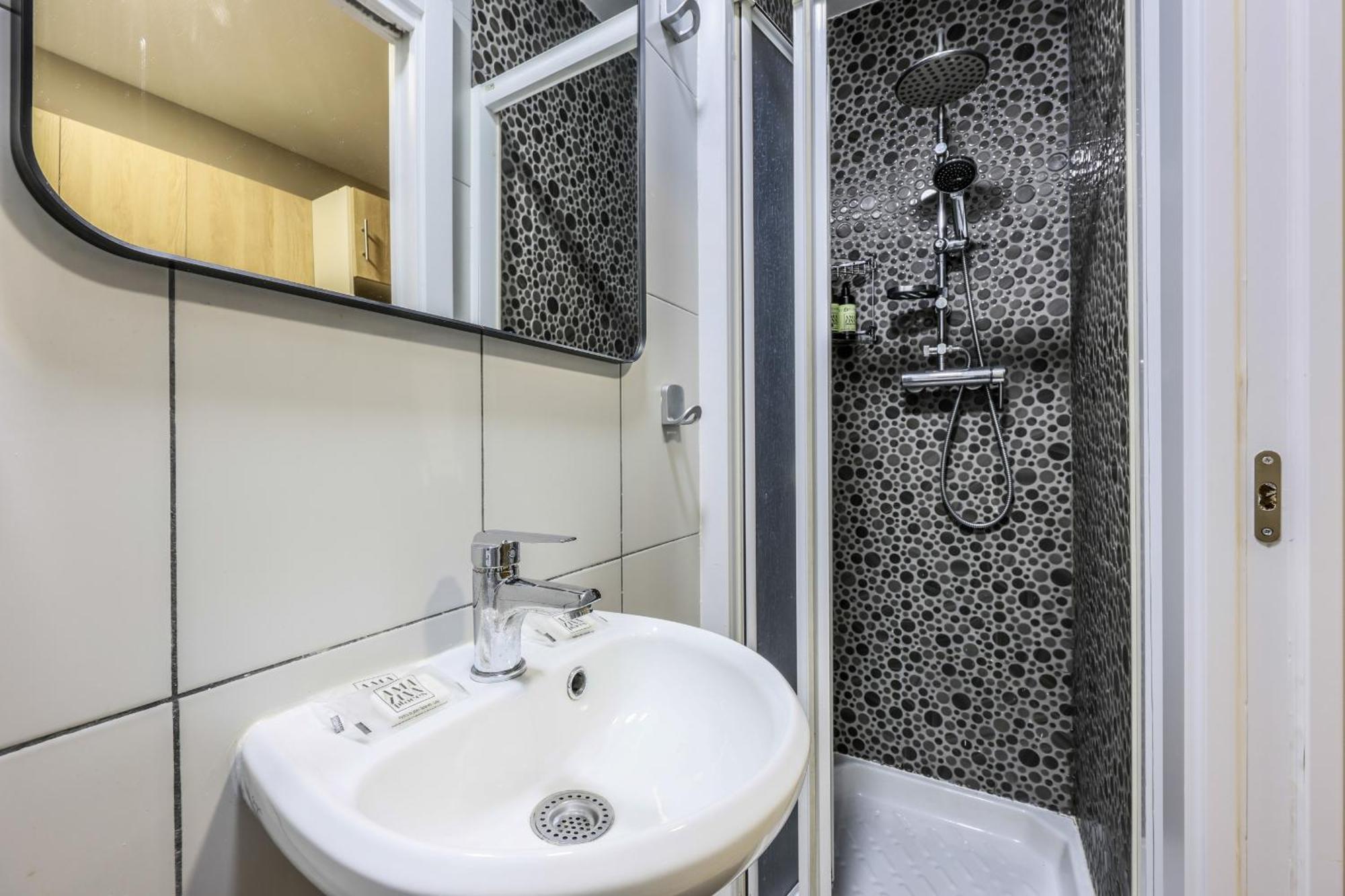 Nuevo Apartamento Funcional En Chamberi Мадрид Екстер'єр фото